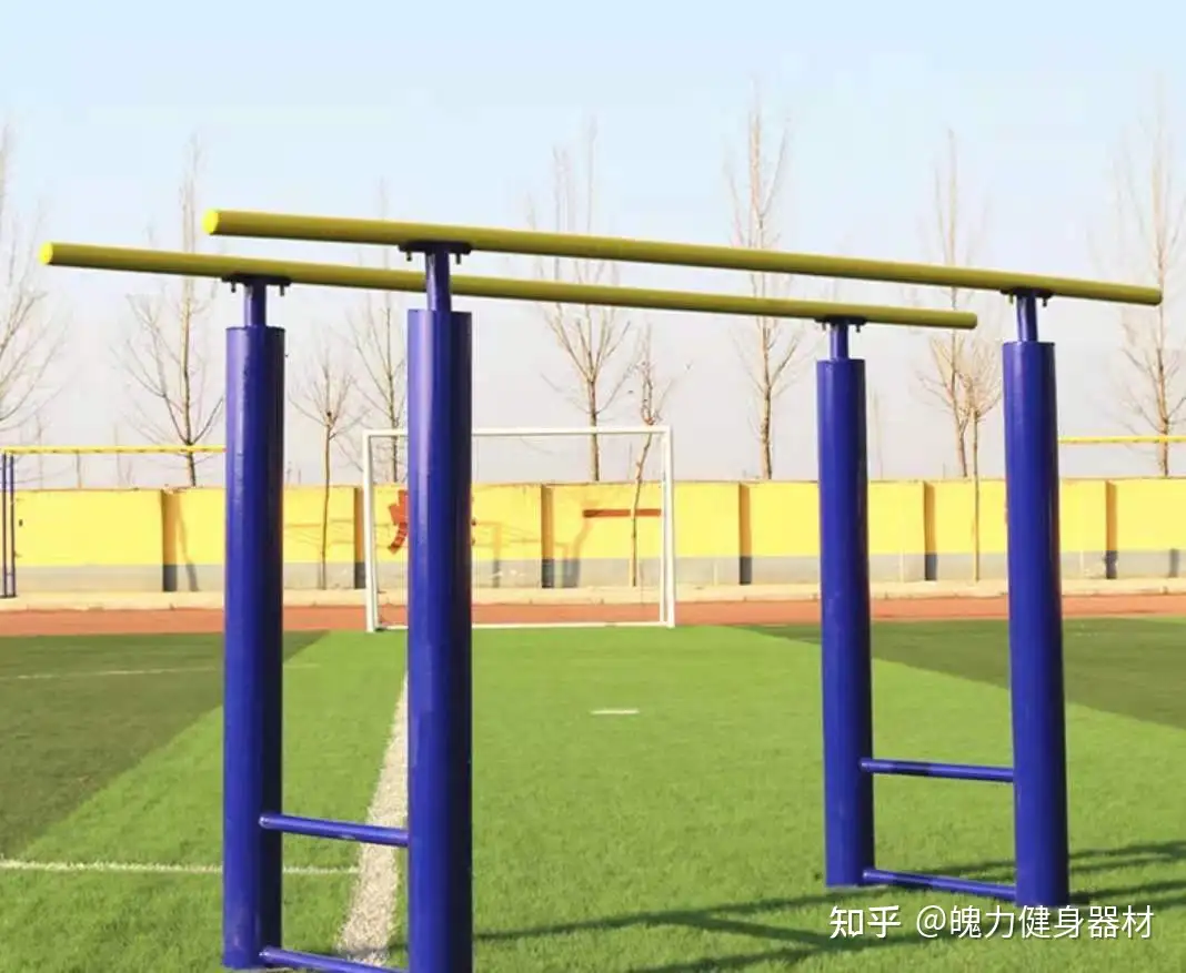 <strong>乐鱼体育官方网站：运动的绚丽底色！彩色透水塑胶跑道为城市增色不少</strong>